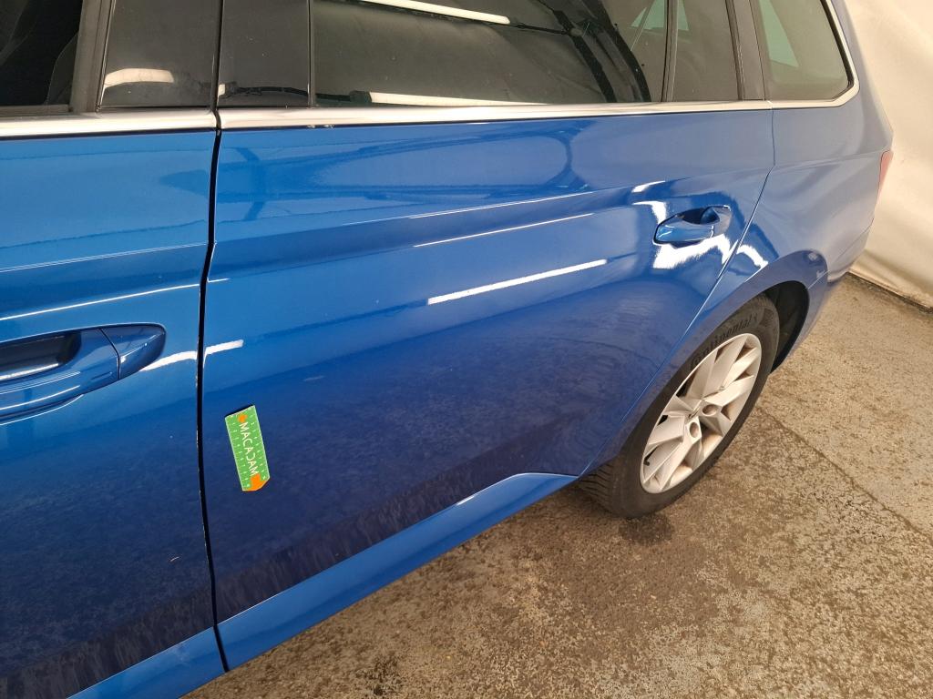 SKODA SUPERB COMBI 2.0 TDI 150 SCR DSG7 Business 2023