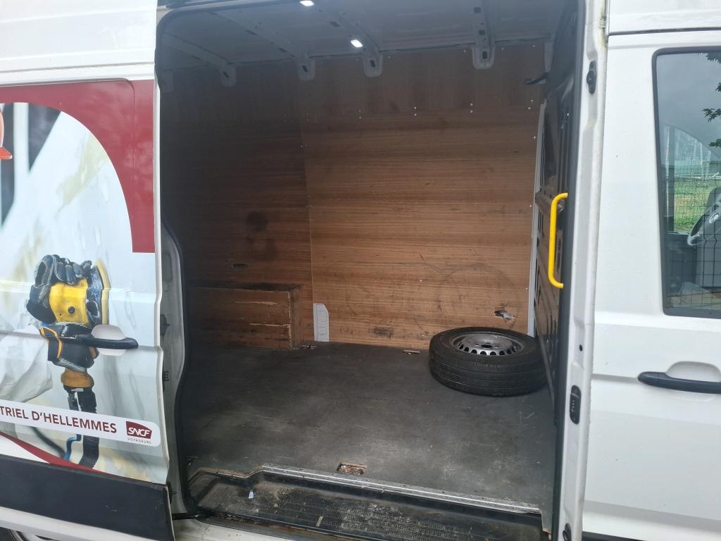 VOLKSWAGEN CRAFTER FOURGON VAN 35 L3H3 2.0 TDI 140 CH BUSINESS LINE 2019