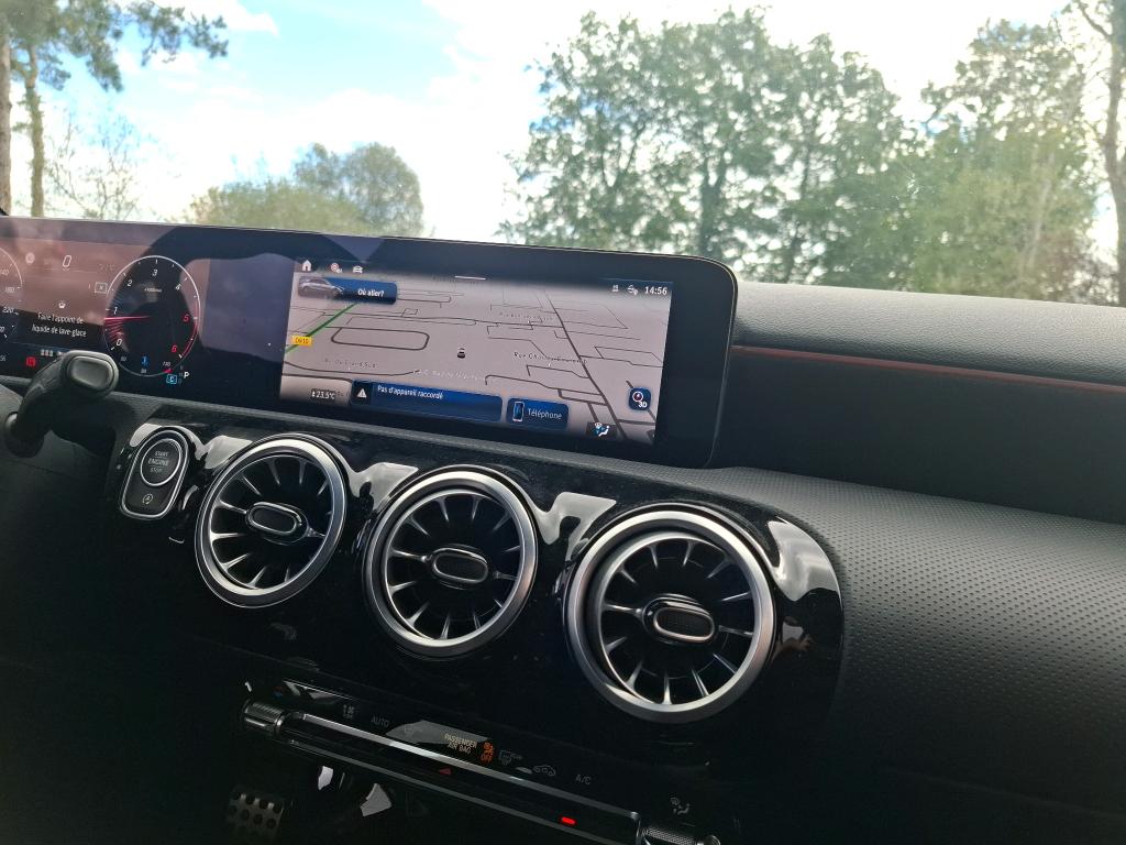 MERCEDES-BENZ CLASSE A 180 d Business Line 2024