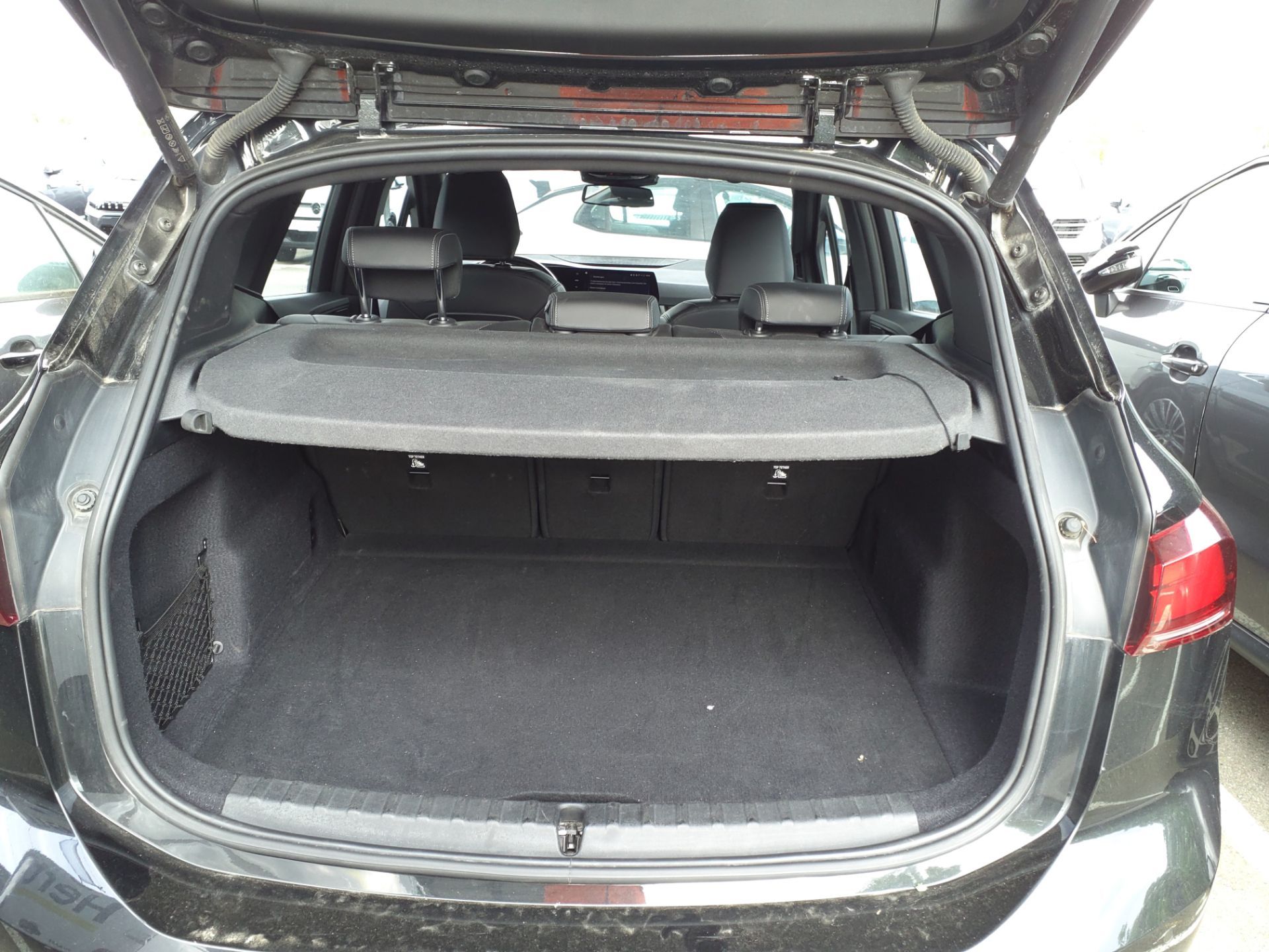 BMW SERIE 2 ACTIVE TOURER 218i 136 ch DKG7 Luxury 2024