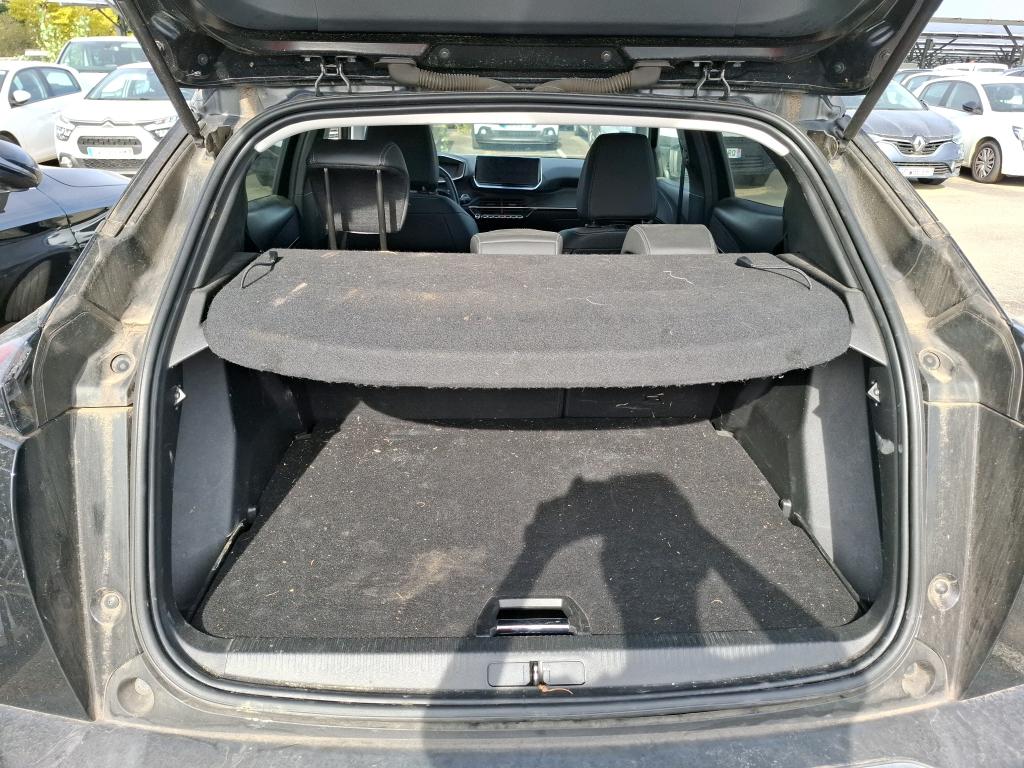 PEUGEOT 2008 BUSINESS PureTech 130 S&S EAT8 Allure 2021