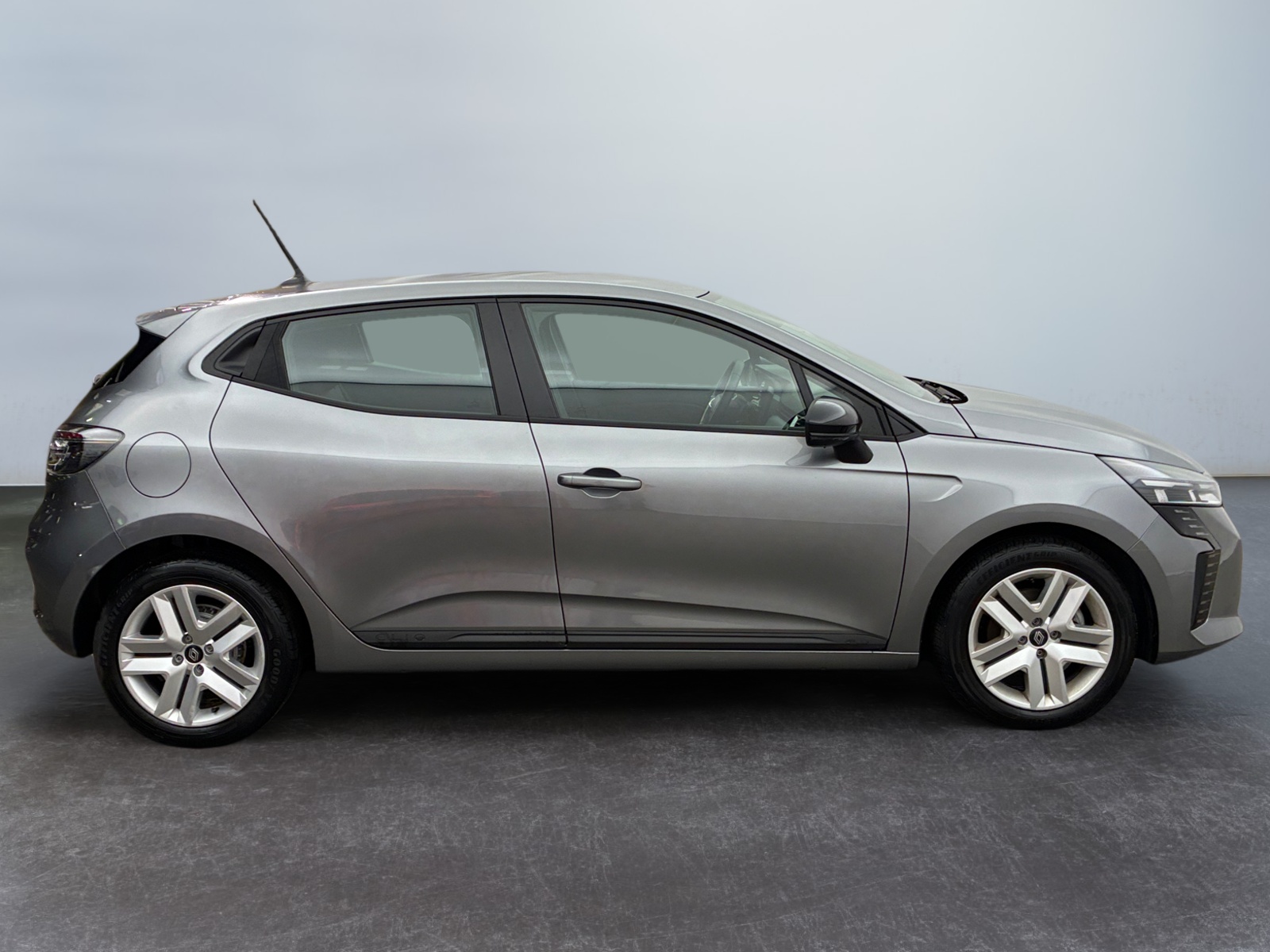 RENAULT Clio dCi 100 2025