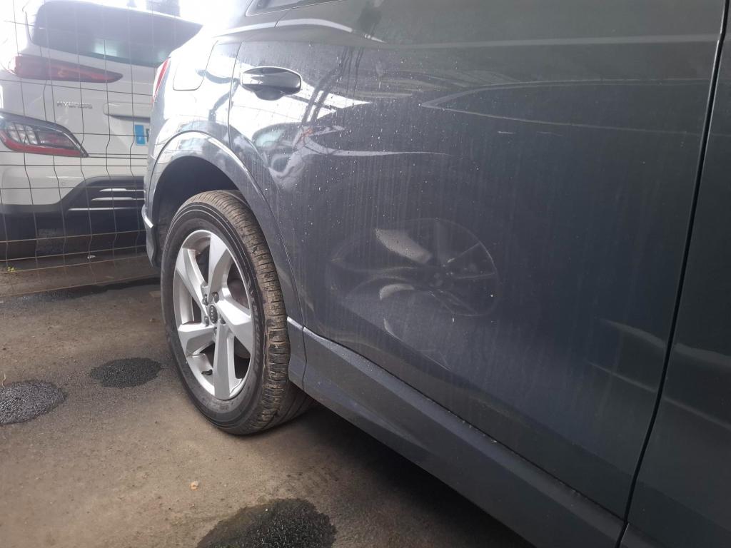 AUDI Q3 35 TFSI 150 ch S tronic 7 Design Luxe 2022