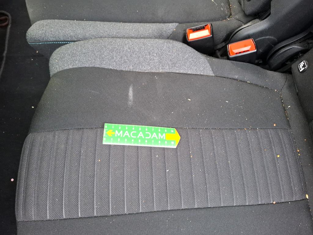 PEUGEOT 5008 Hybrid 136 e-DCS6 Active Pack 2024