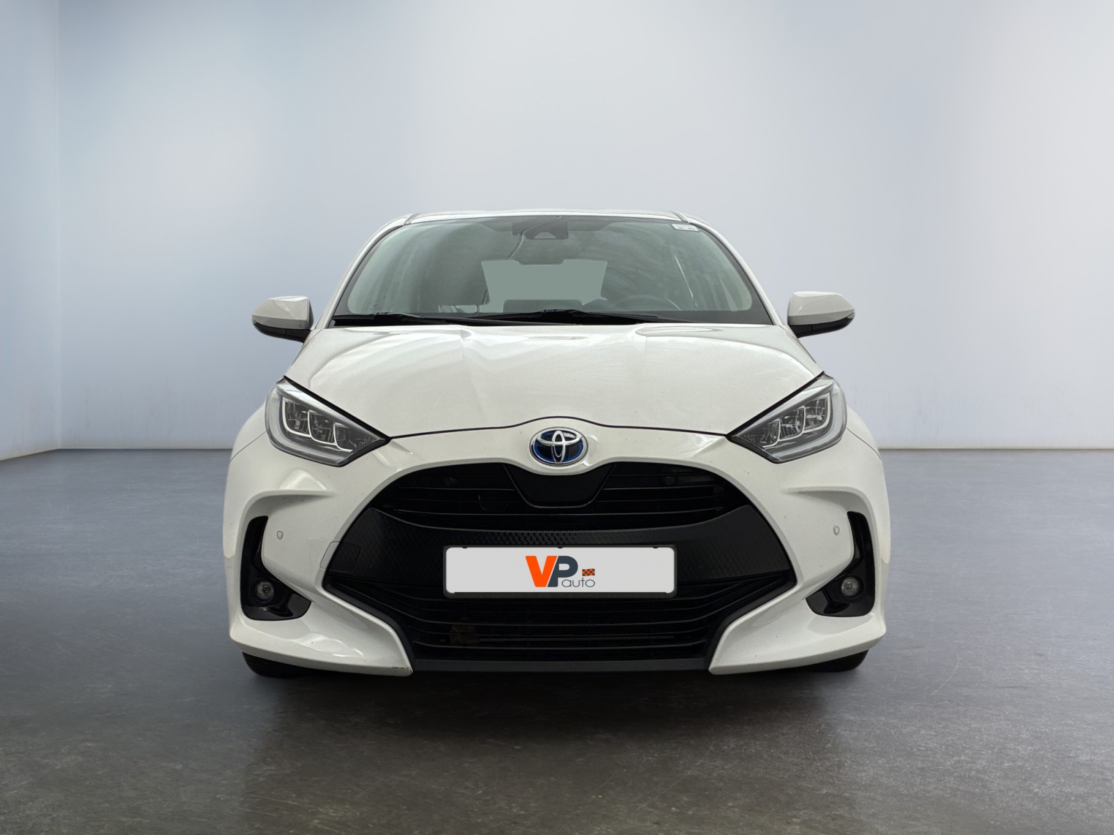 TOYOTA YARIS AFFAIRES HYBRIDE 116H DYNAMIC BUSINESS + PROGRAMME BEYOND ZERO ACADEMY 2024