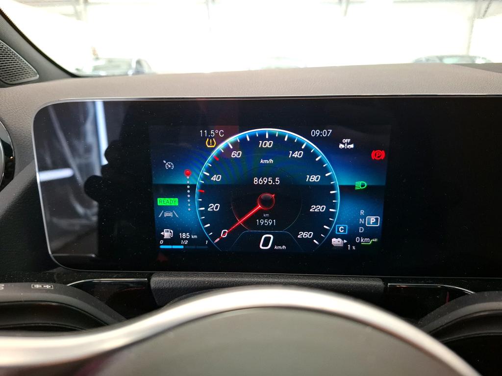MERCEDES-BENZ GLA 250 e 8G-DCT Progressive Line 2023