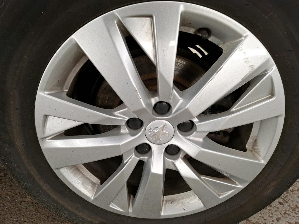 PEUGEOT 3008 PureTech 130ch S&S EAT8 Active Pack 2023