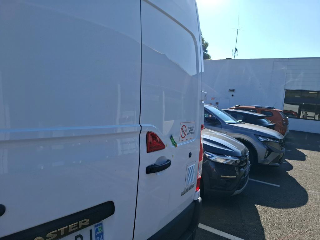 RENAULT MASTER FOURGON FGN TRAC F3500 L2H2 BLUE DCI 135 CONFORT 2023