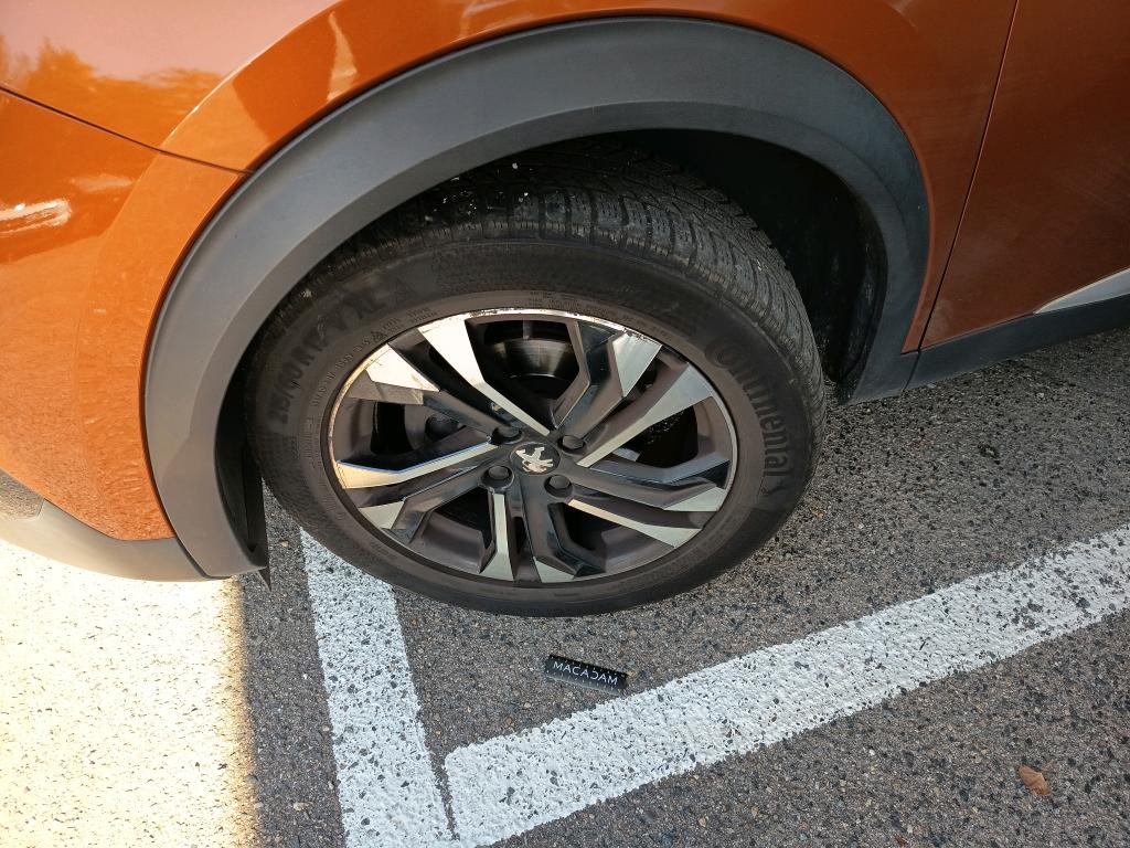 PEUGEOT 2008 BUSINESS PureTech 130 S&S EAT8 Allure 2021
