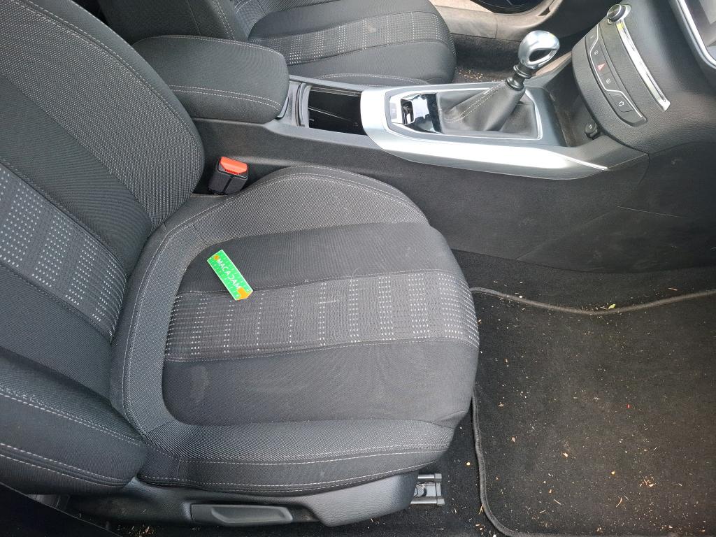PEUGEOT 308 1.2 PureTech 130ch S&S BVM6 Allure 2015