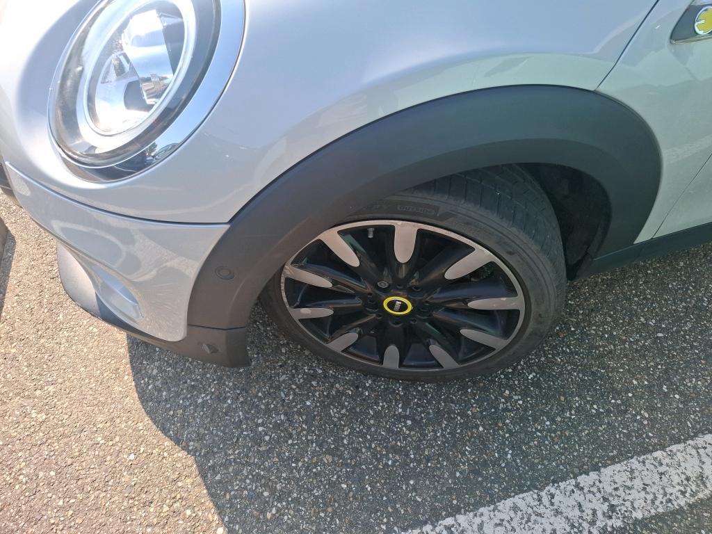 MINI HATCH 3 Portes Cooper SE 184 ch Finition Yours 2020