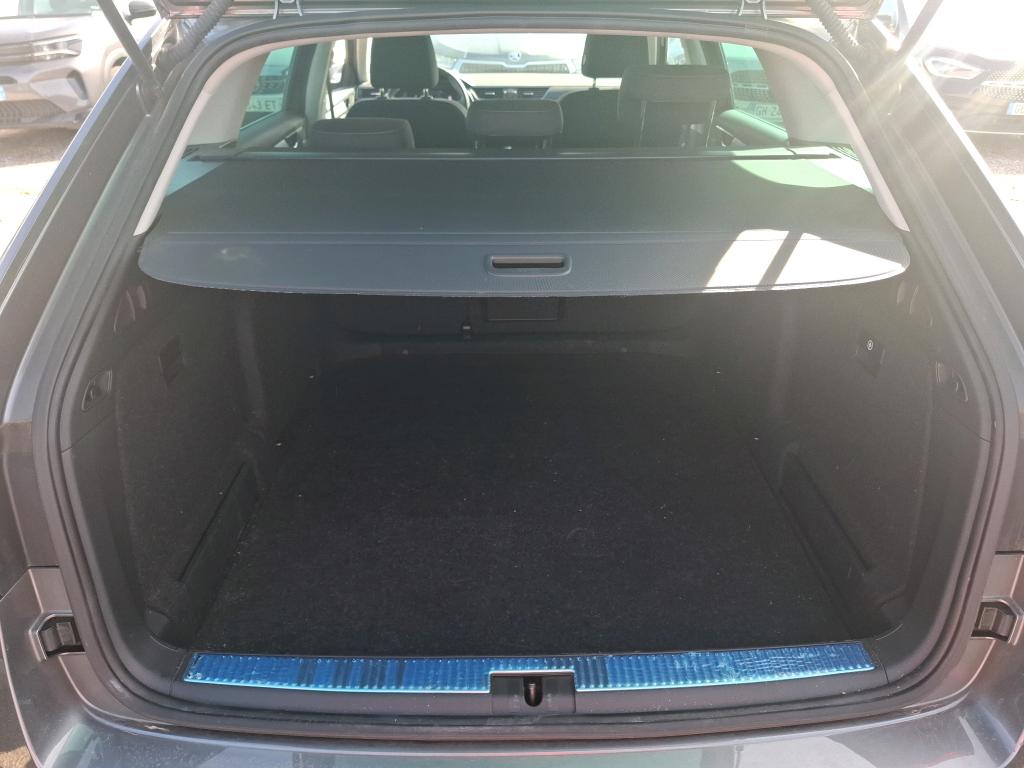 SKODA SUPERB COMBI 1.5 TSI 150 ACT DSG7 Business 2023
