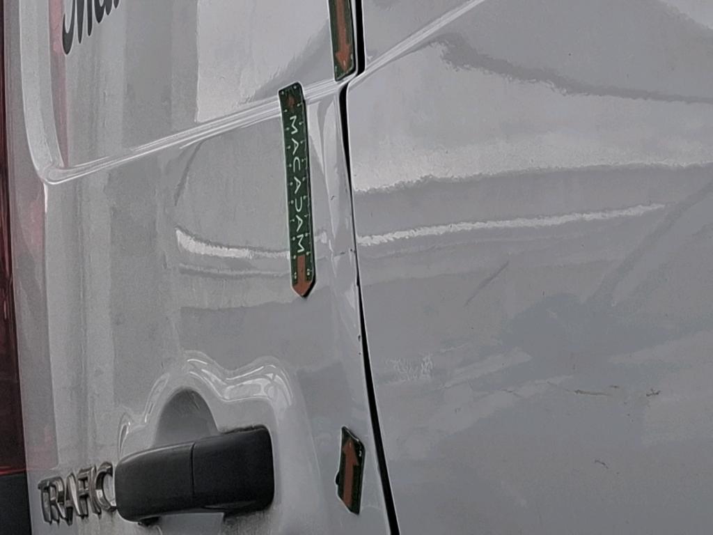 RENAULT TRAFIC FOURGON FGN L2H1 1300 KG DCI 145 ENERGY GRAND CONFORT 2021