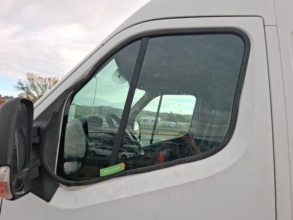 RENAULT MASTER FOURGON FGN L2H2 3.5t 2.3 dCi 130 E6 GRAND CONFORT 2017