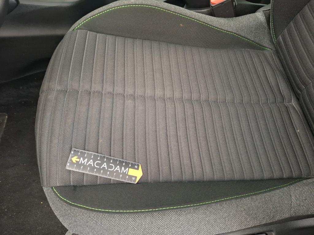 PEUGEOT 2008 PureTech 100 S&S BVM6 Active 2024