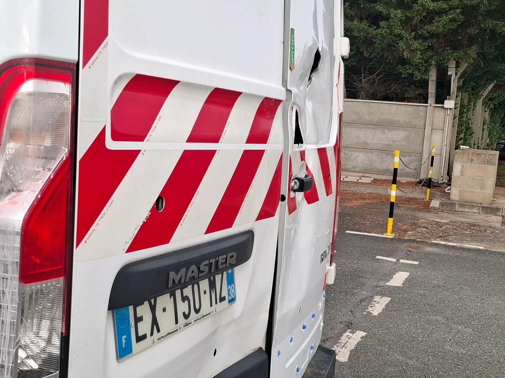 RENAULT MASTER FOURGON FGN L2H2 3.5t 2.3 dCi 130 E6 GRAND CONFORT 2018