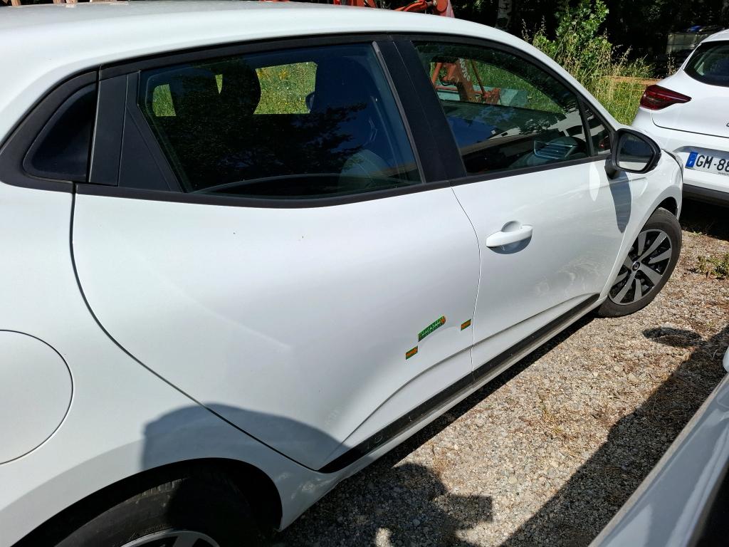 RENAULT CLIO V TCe 90 Equilibre 2023