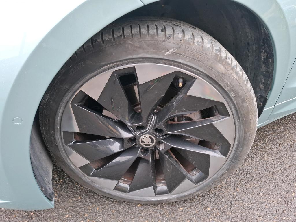 SKODA ENYAQ iV 80x - 2024