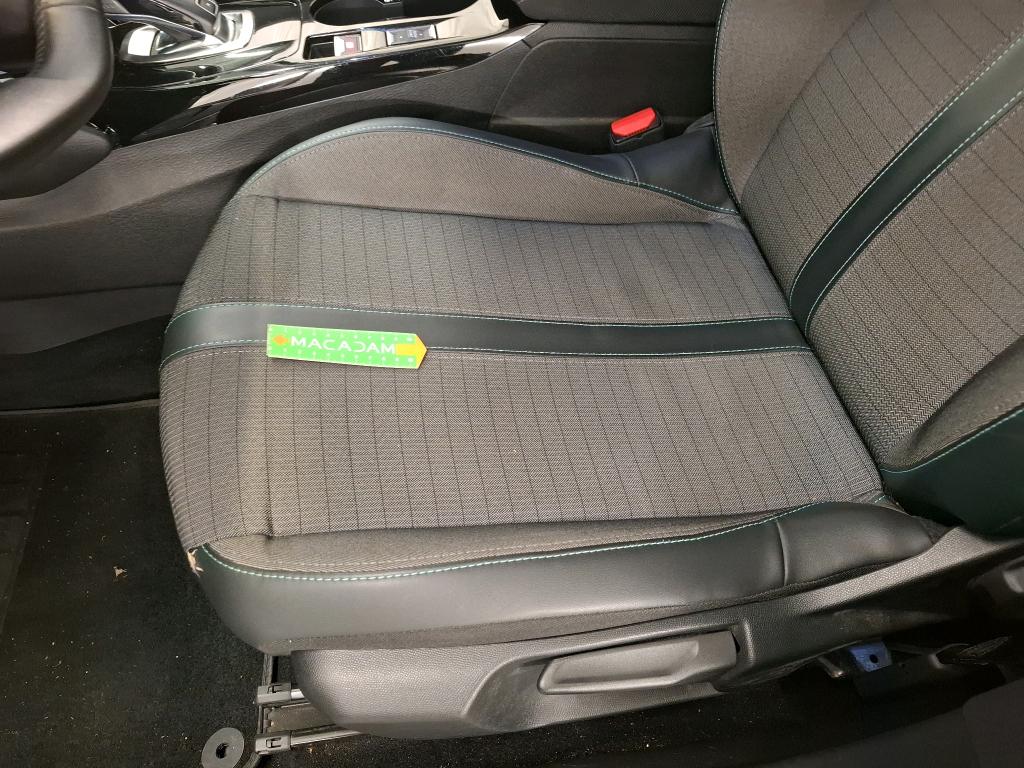 PEUGEOT 2008 PureTech 130 S&S EAT8 Allure Pack 2022