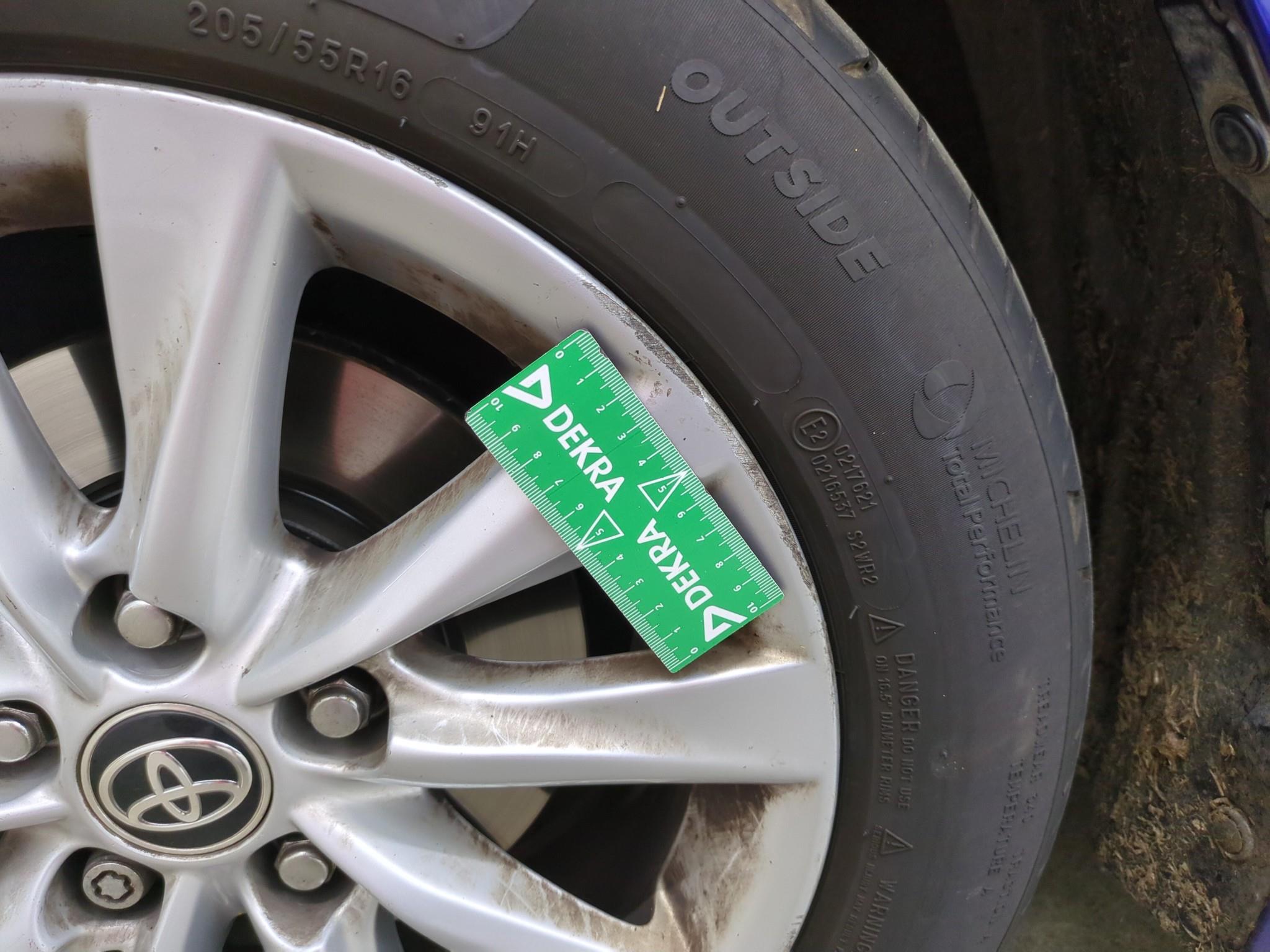 TOYOTA COROLLA TOURING Sports Hybride 140ch Dynamic 2023
