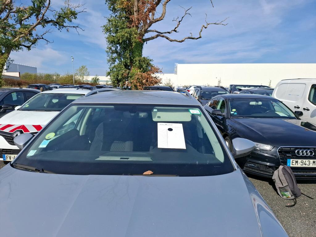 SKODA SUPERB COMBI 2.0 TDI 150 SCR DSG7 Business 2021