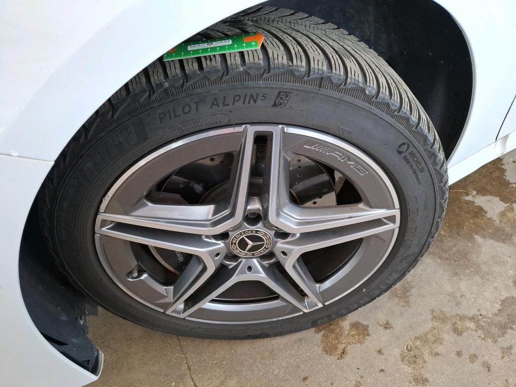 MERCEDES CLASSE A 250 e 8G-DCT AMG Line 2023