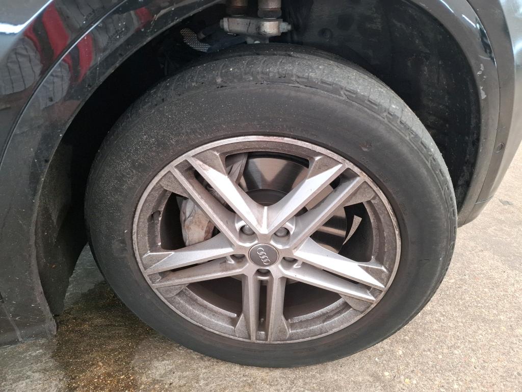AUDI Q5 55 TFSI e 367 S tronic 7 Quattro line 2020