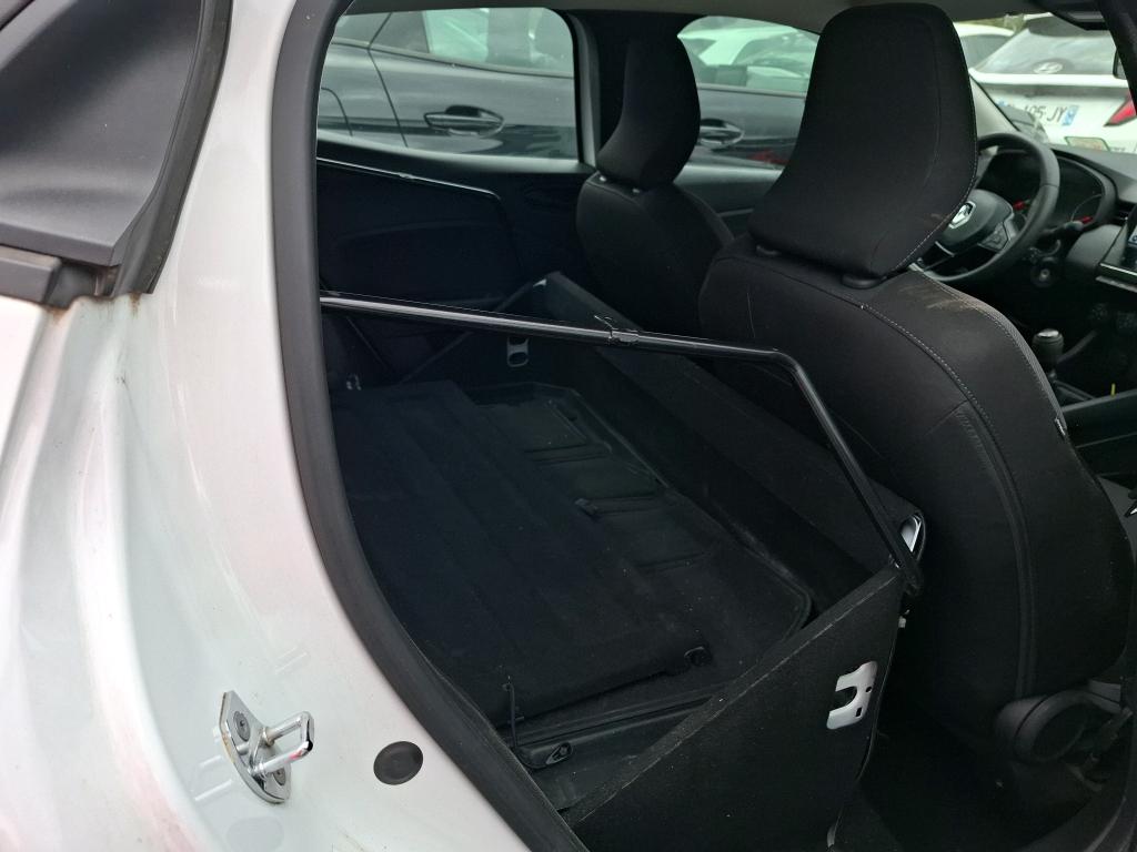 RENAULT CLIO SOCIETE BLUE DCI 100 - 21N AIR NAV 2022