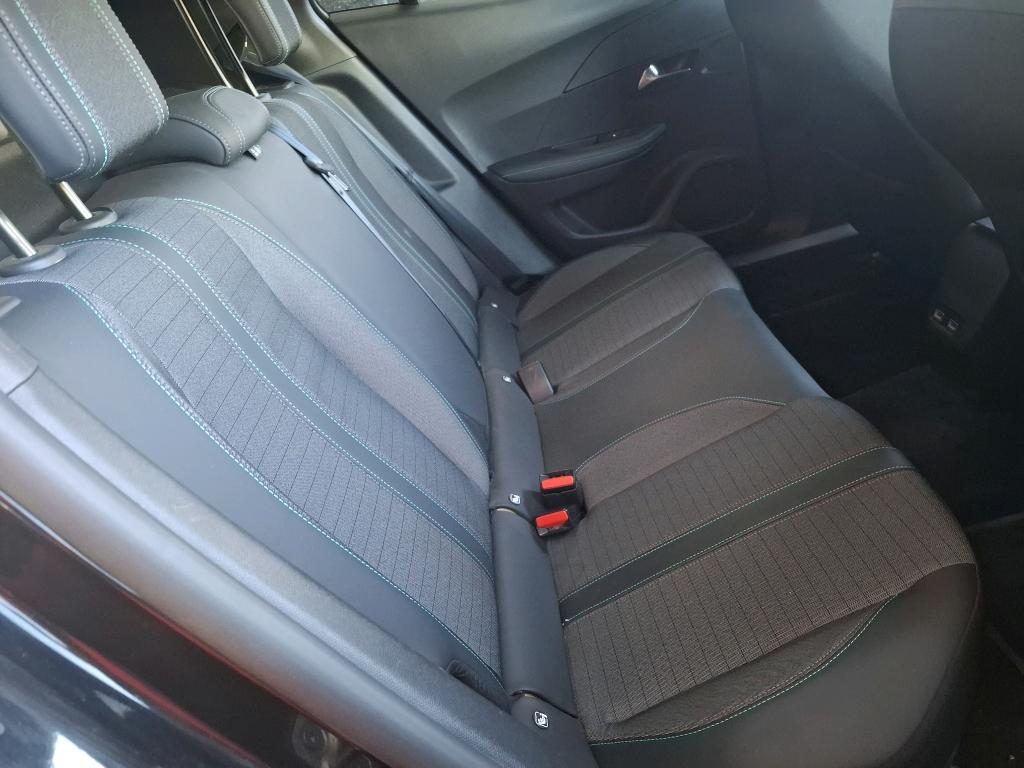 PEUGEOT 2008 BlueHDi 130 S&S EAT8 Allure 2021