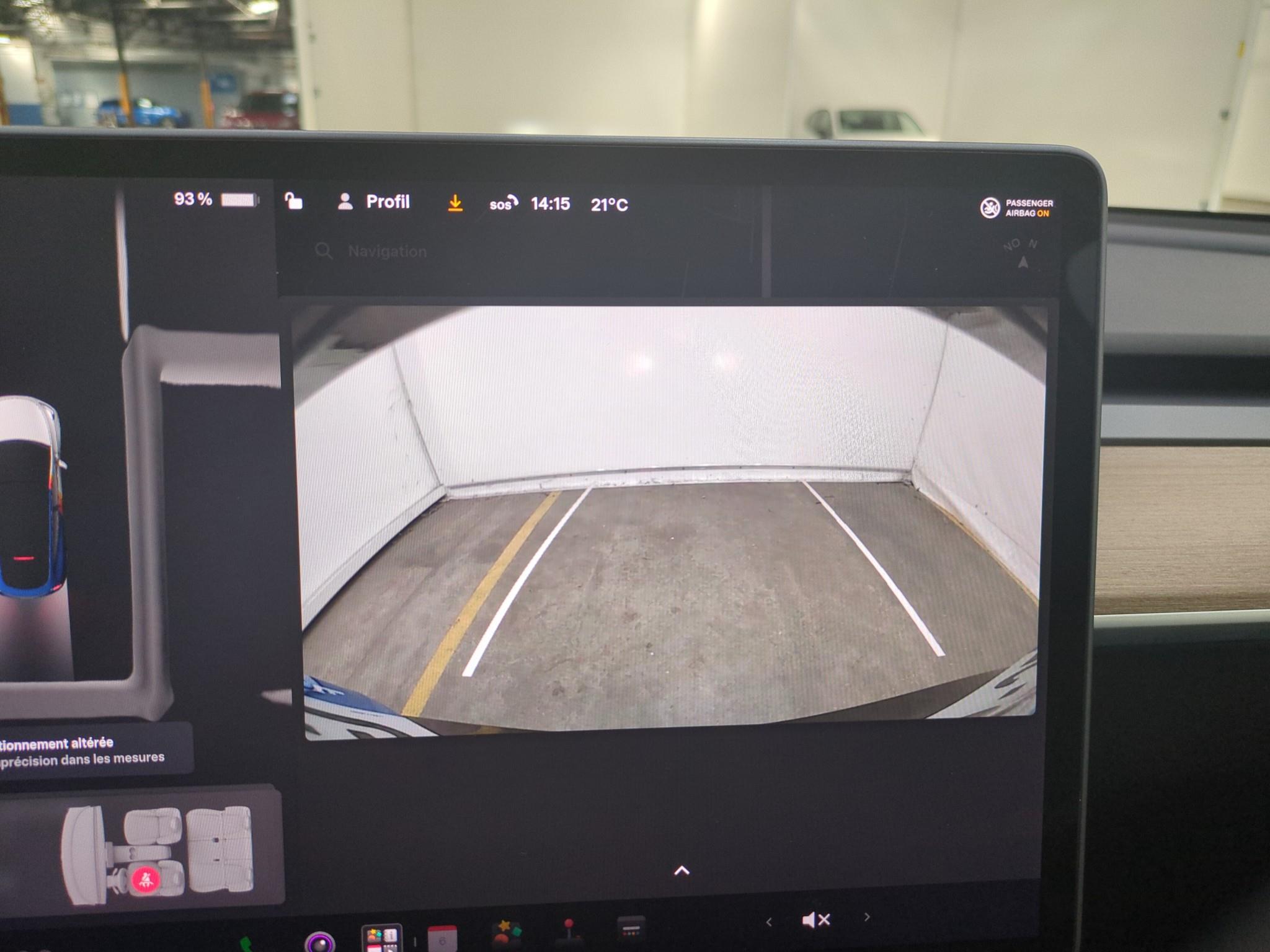 TESLA  2023