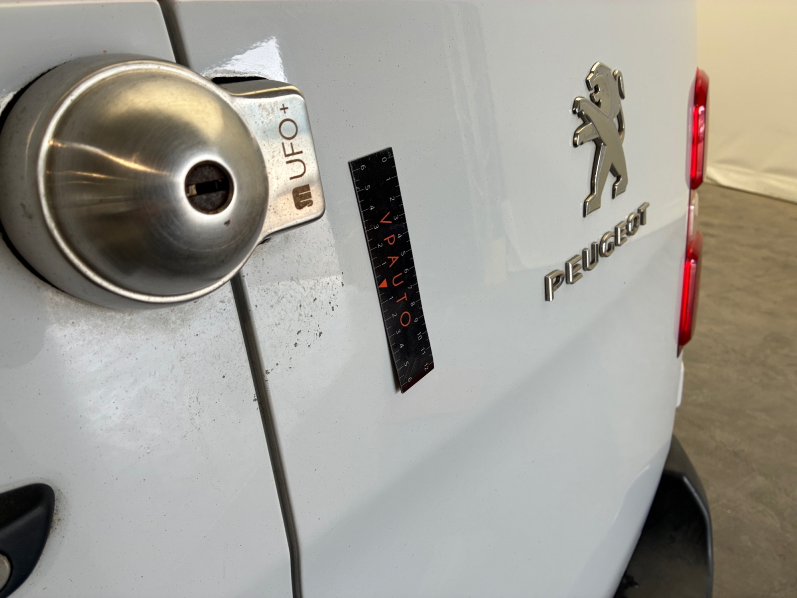 PEUGEOT EXPERT FGN TOLE STANDARD BLUEHDI 100 S&S BVM6 PREMIUM 2022