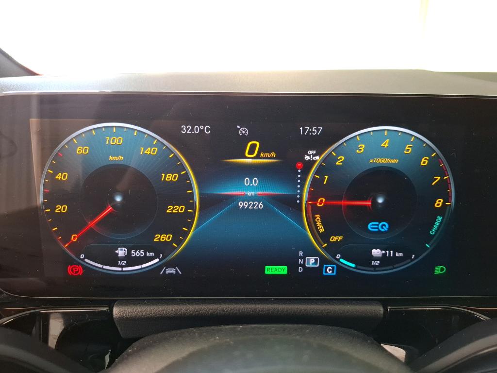 MERCEDES-BENZ MERCEDES GLA II 250 e 8G-DCT AMG Line 2022