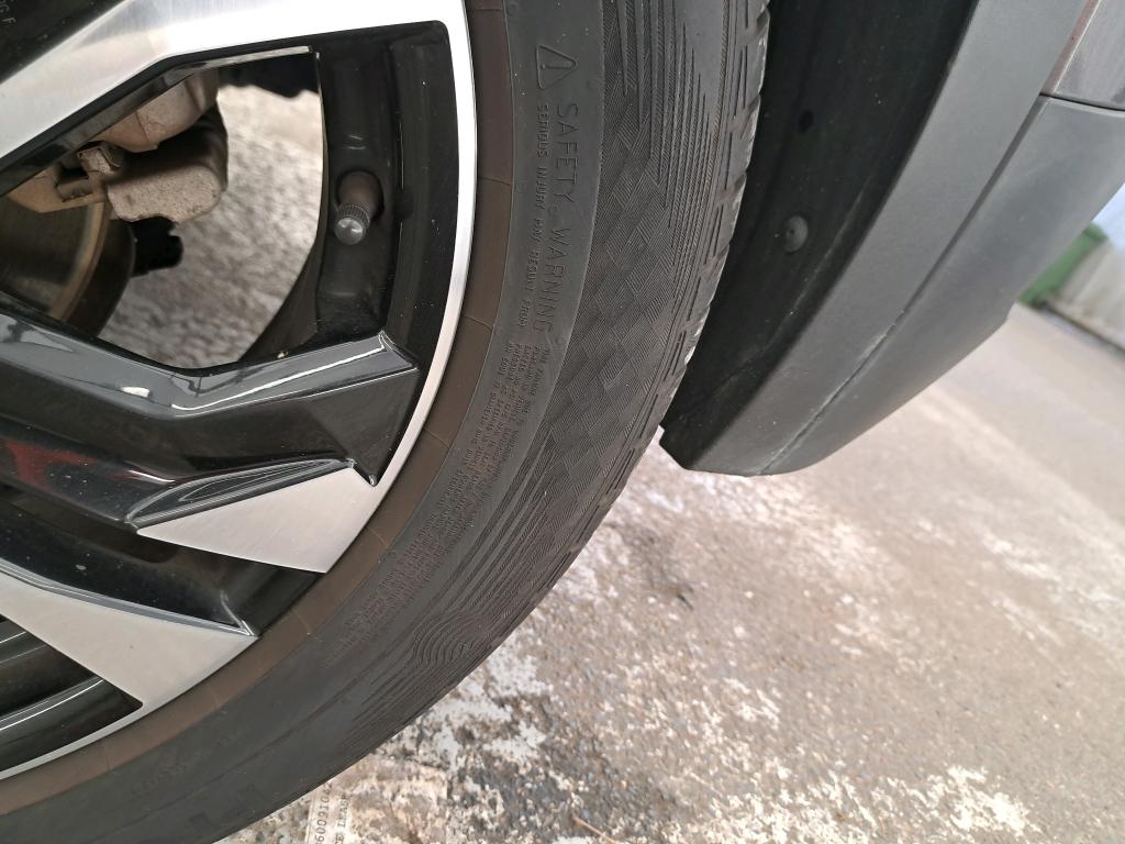 PEUGEOT 2008 BlueHDi 110 S&S BVM6 Allure Pack 2022