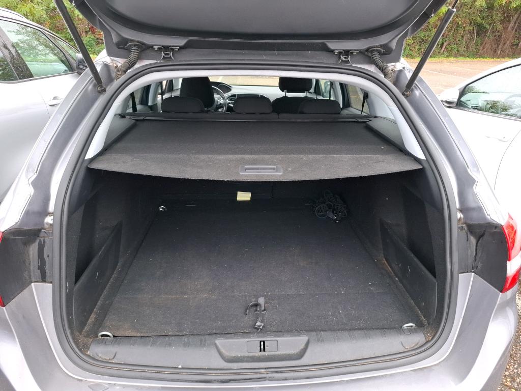 PEUGEOT 308 SW 1.6 BlueHDi 120ch S&S BVM6 Style 2017