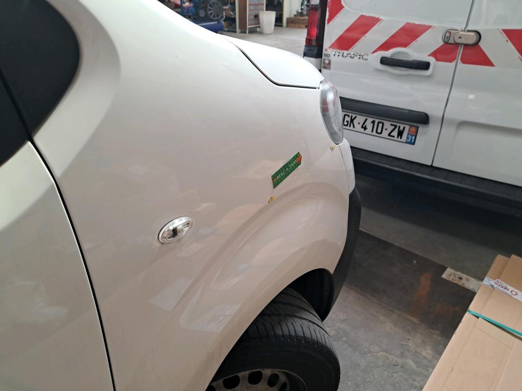 PEUGEOT EXPERT FOURGON FGN TOLE LONG 2.0 BLUEHDI 120 S&S BVM6 PREMIUM 2021
