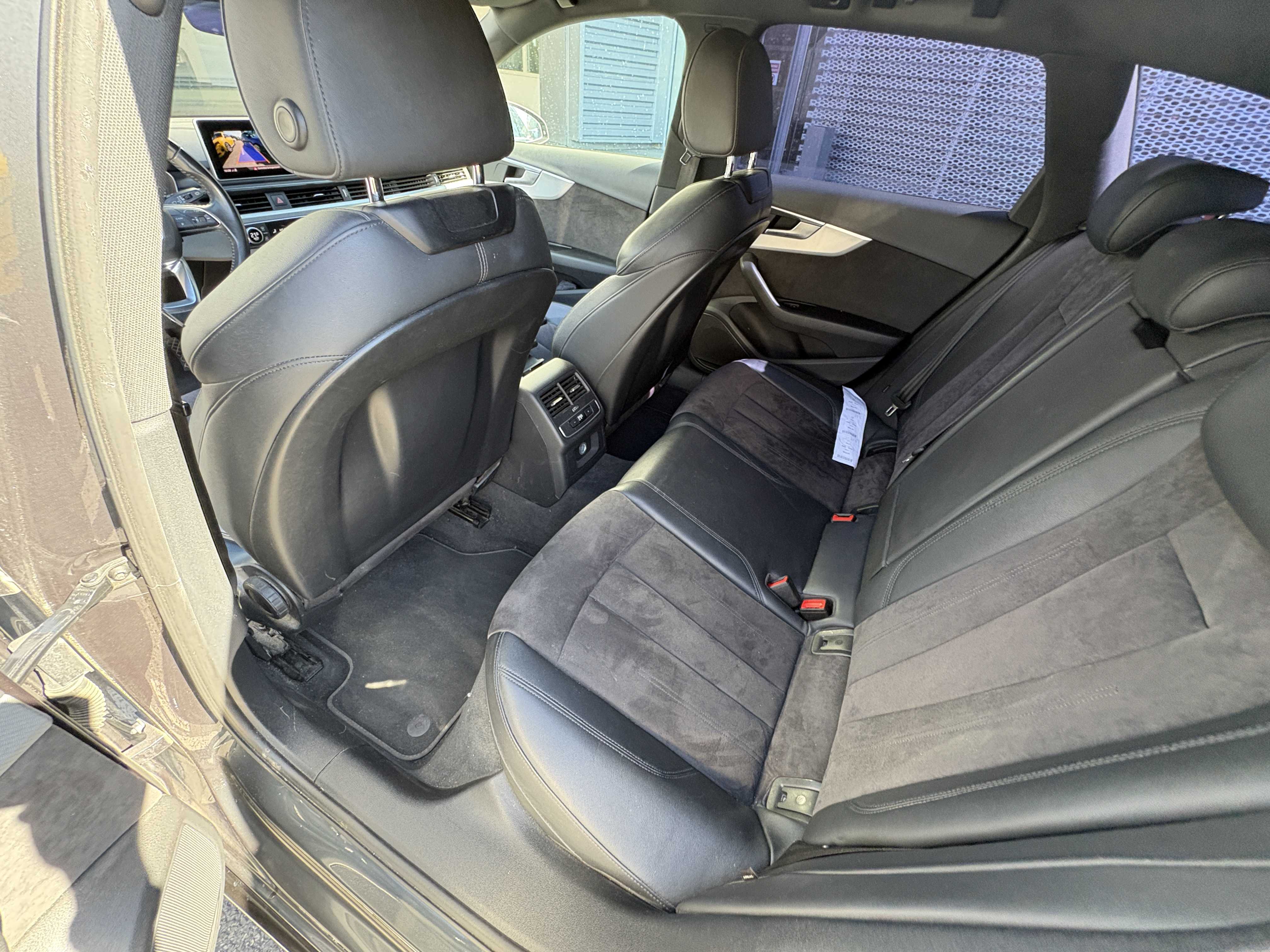 AUDI A4 Avant 2.0 TFSI 252CH S TRONIC DESIGN LUXE 2018