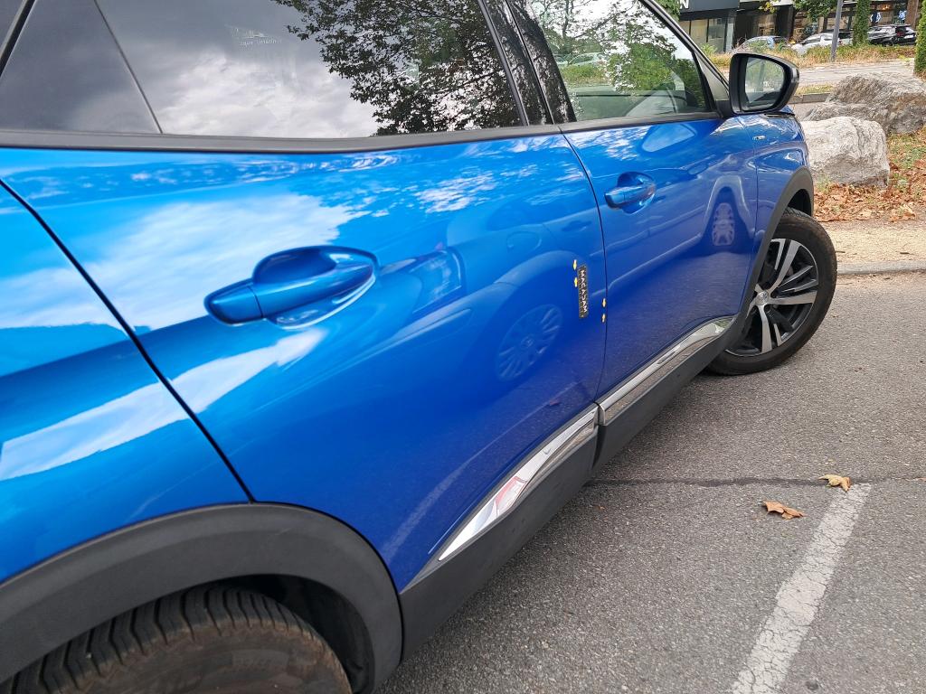 PEUGEOT 3008 Hybrid 225 e-EAT8 Allure Pack 2022
