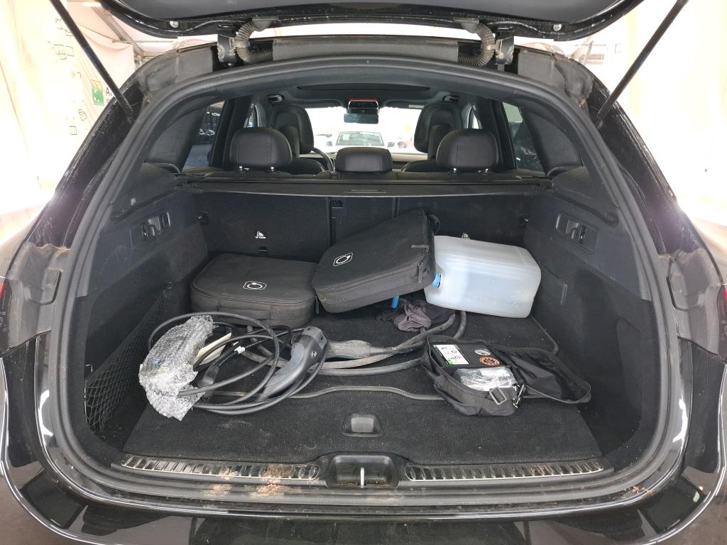 MERCEDES GLC 300 e 9G-Tronic 4Matic AMG Line 2023