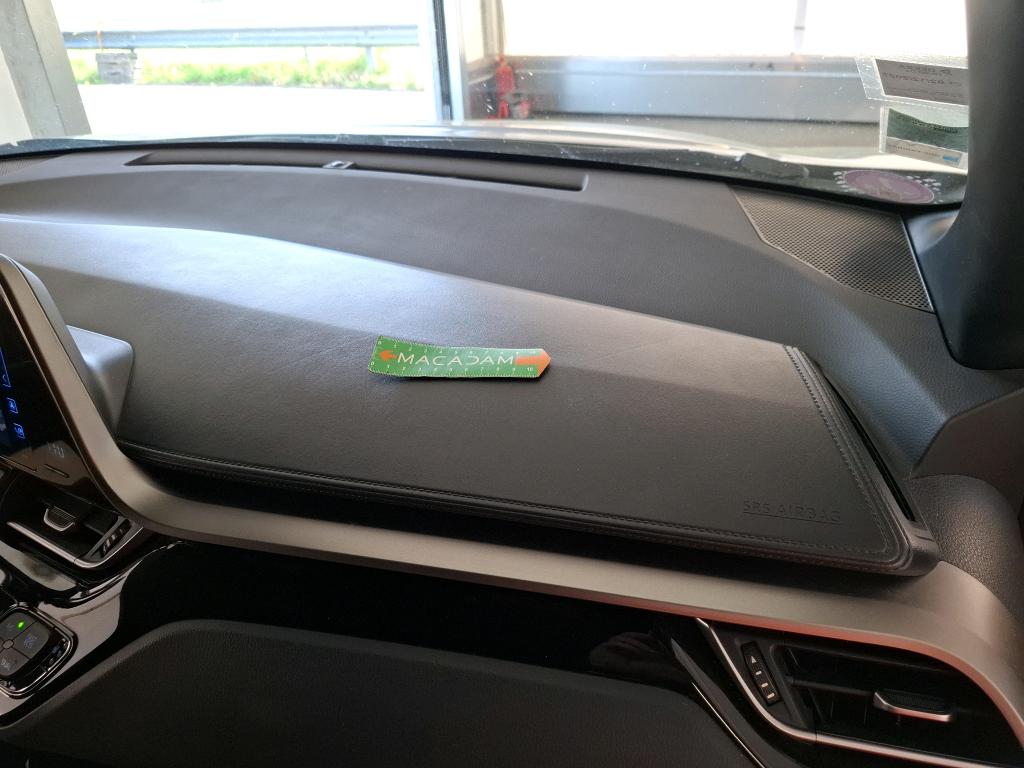 TOYOTA C-HR HYBRIDE 122h Dynamic 2019
