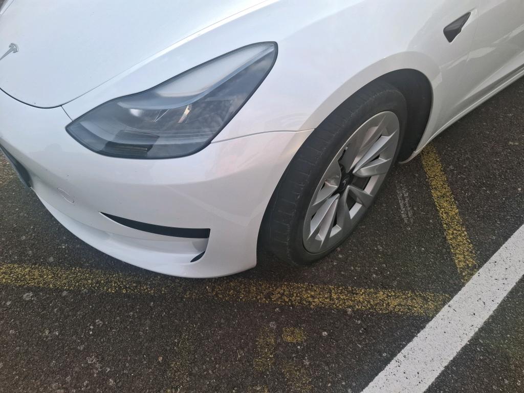 TESLA  2022