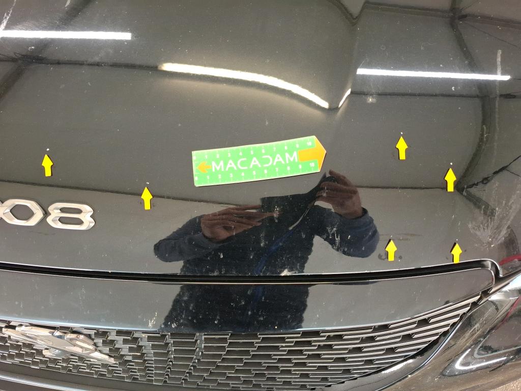 PEUGEOT 2008 PureTech 130 S&S EAT8 Allure Pack 2022