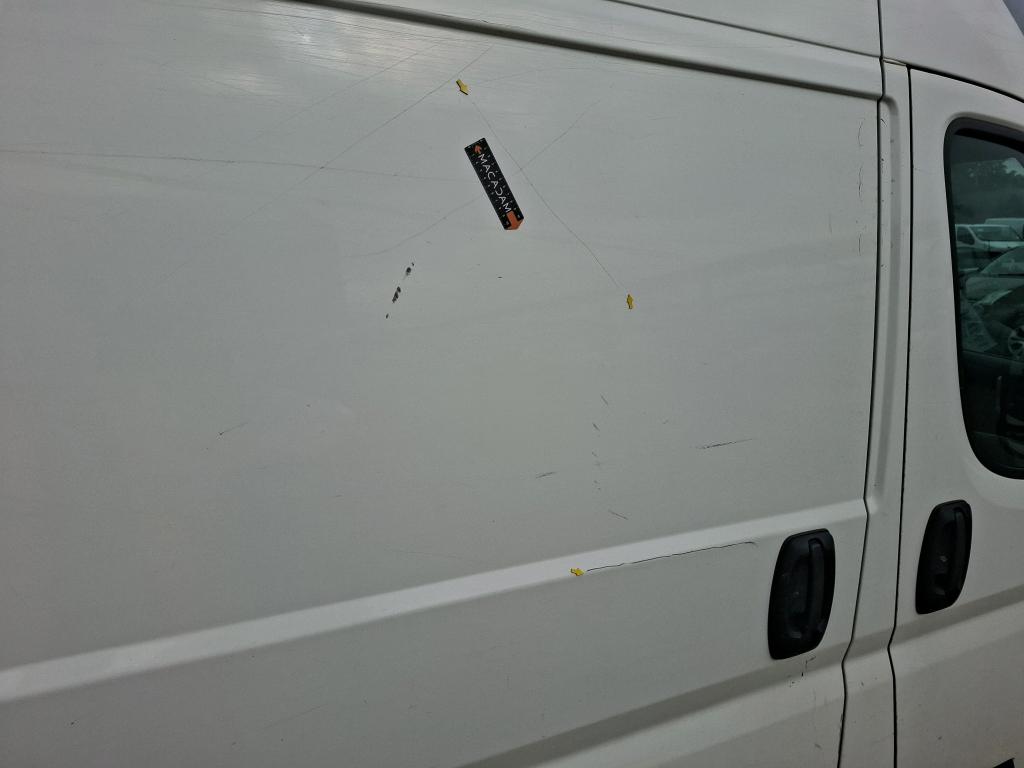 PEUGEOT BOXER FOURGON TOLE 333 L2H2 BLUEHDI 140 S&S PREMIUM 2021