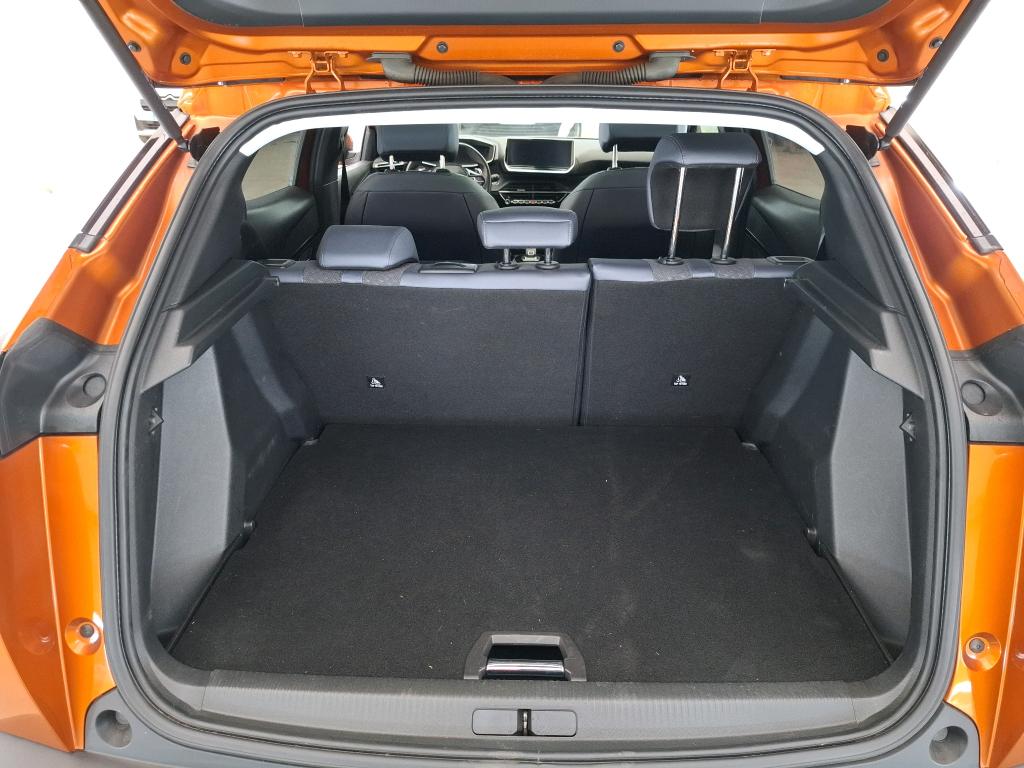 PEUGEOT 2008 BUSINESS BlueHDi 130 S&S EAT8 Allure 2020