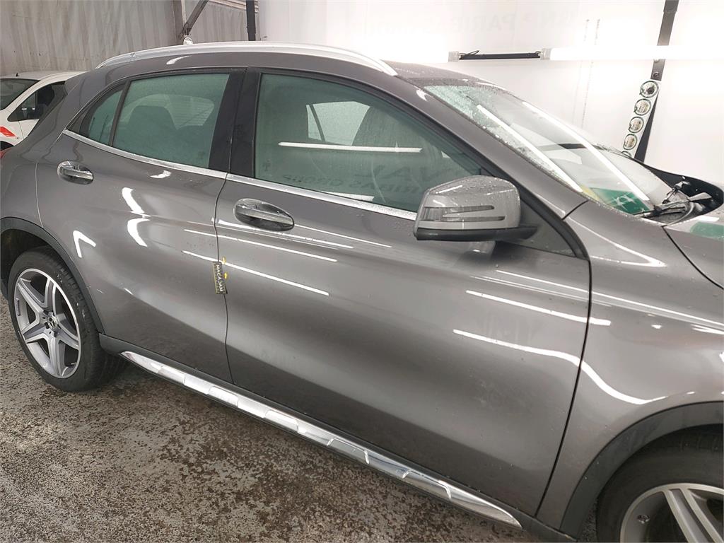 MERCEDES CLASSE GLA 200 d 7-G DCT Fascination 2018
