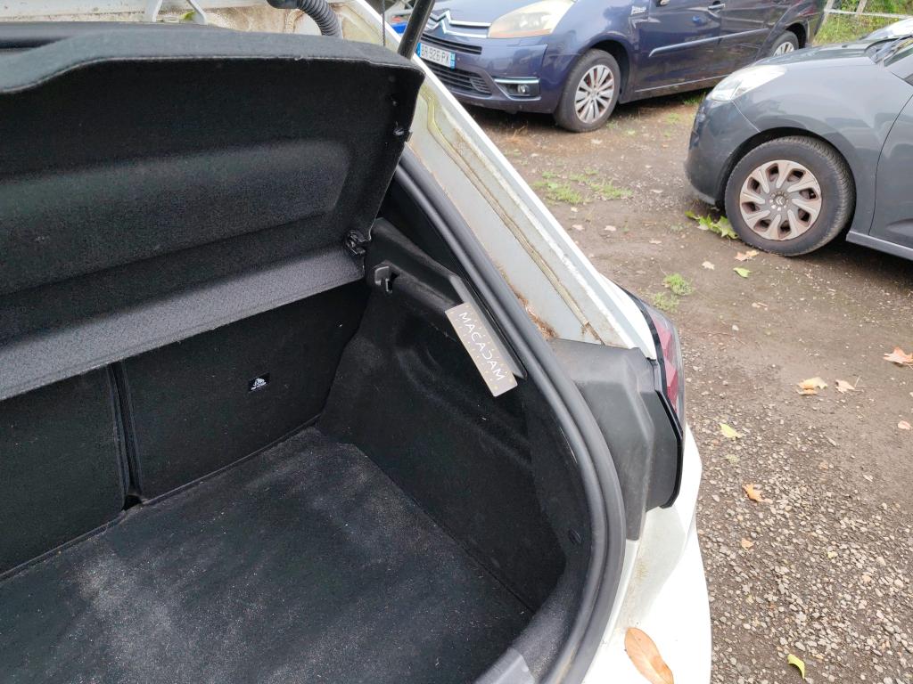 PEUGEOT 208 BlueHDi 100 S&S BVM6 Active 2022