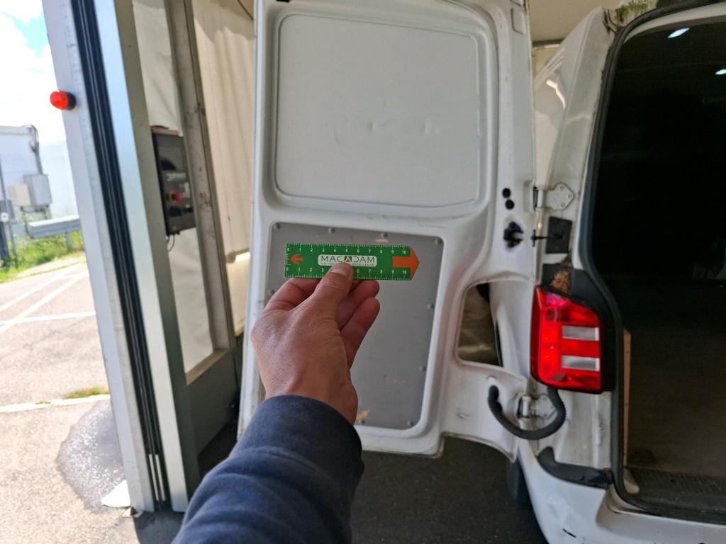 VOLKSWAGEN TRANSPORTER FOURGON FGN TOLE L2H1 2.0 TDI 102 BUSINESS LINE 2019