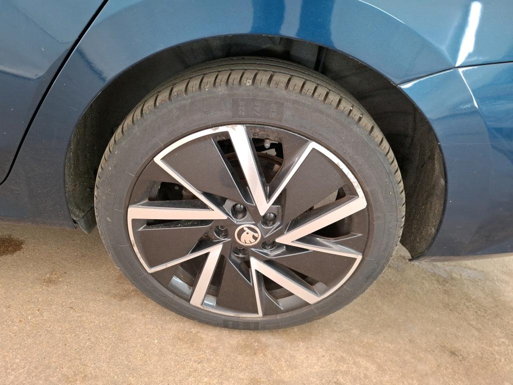SKODA OCTAVIA 1.4 TSI PHEV iV 204 ch DSG6e Business 2022