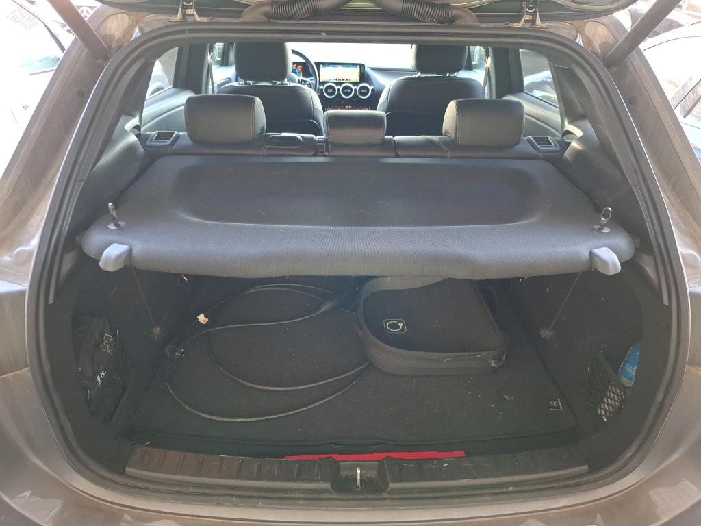 MERCEDES-BENZ MERCEDES GLA II 250 e 8G-DCT Progressive Line 2023