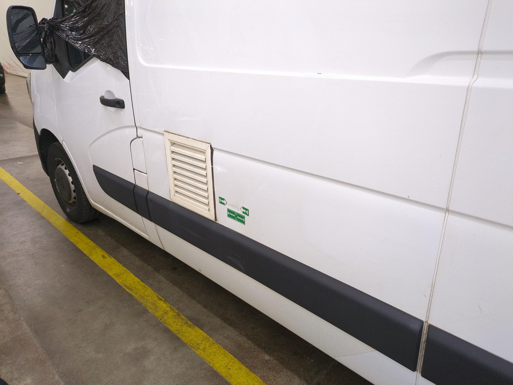 RENAULT MASTER FOURGON FGN TRAC F3500 L2H2 DCI 135 GRAND CONFORT 2021