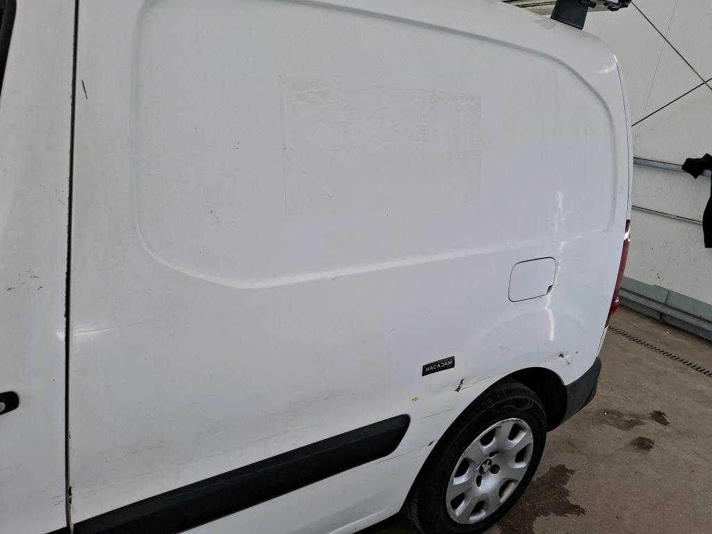 PEUGEOT PARTNER FGN FOURGON STANDARD 1.6 BLUEHDI 100 S&S BVM5 PREMIUM PACK 2018